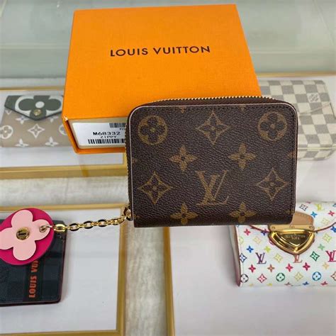 zippy coin purse lv.